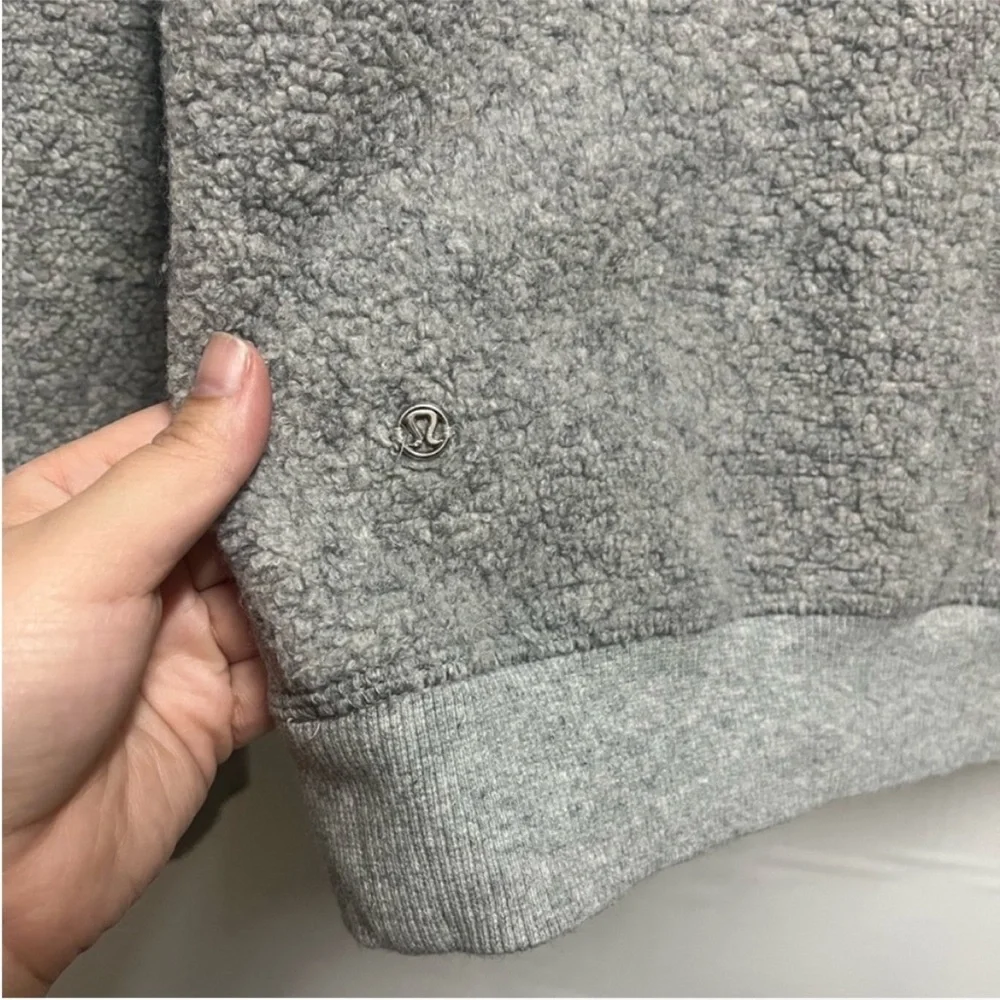 ⭐️❤️Lululemon athletica Gray Half-Zip Pullover - Picture 9 of 13